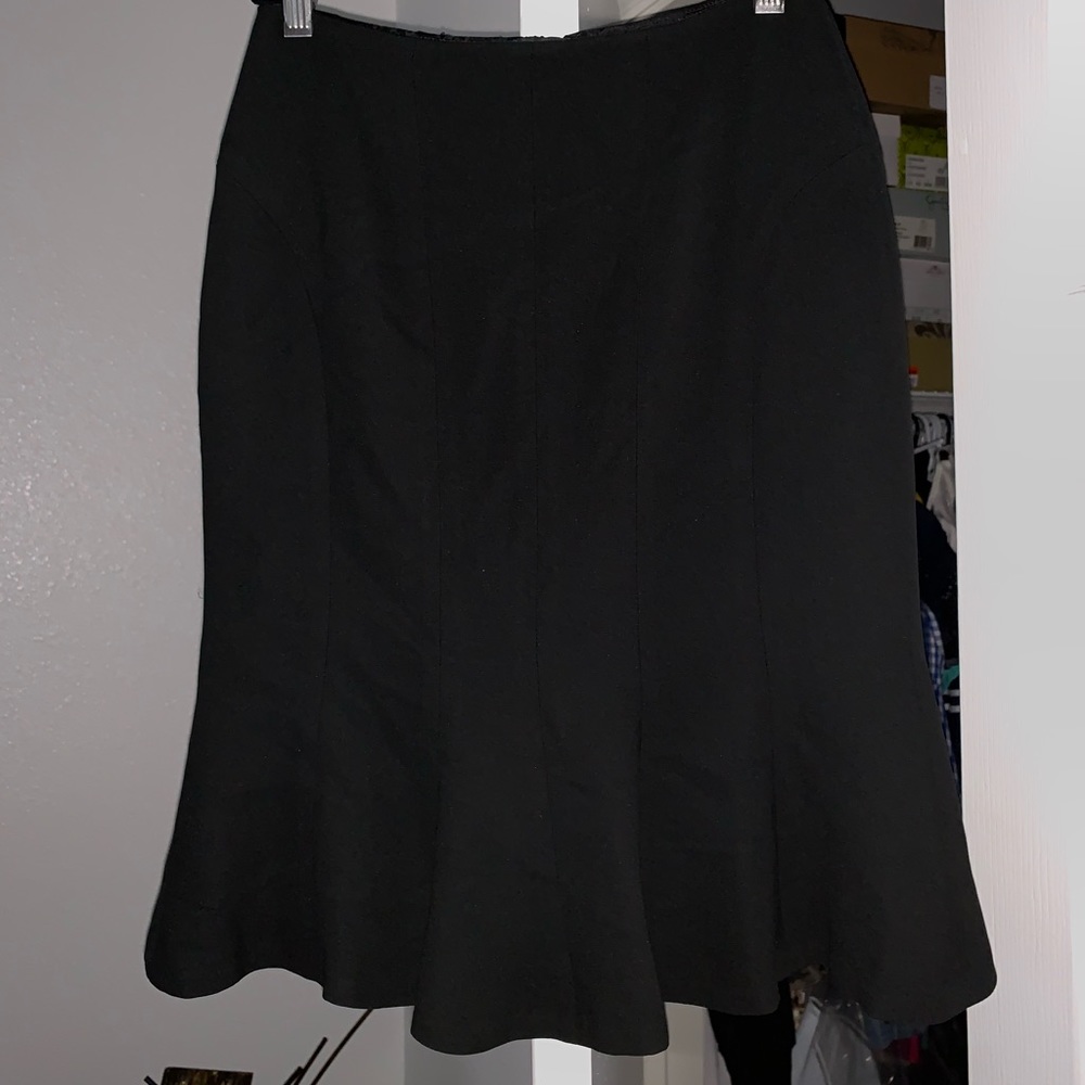 Ann Taylor Fit and Flare Skirt💃🏽